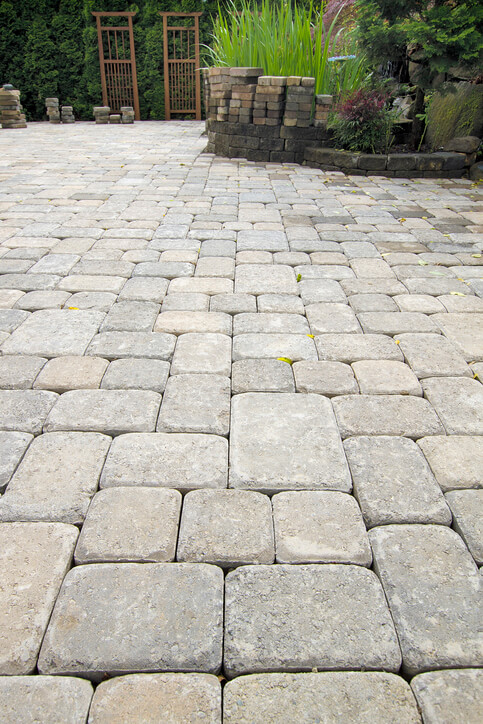 Laying Patio Pavers