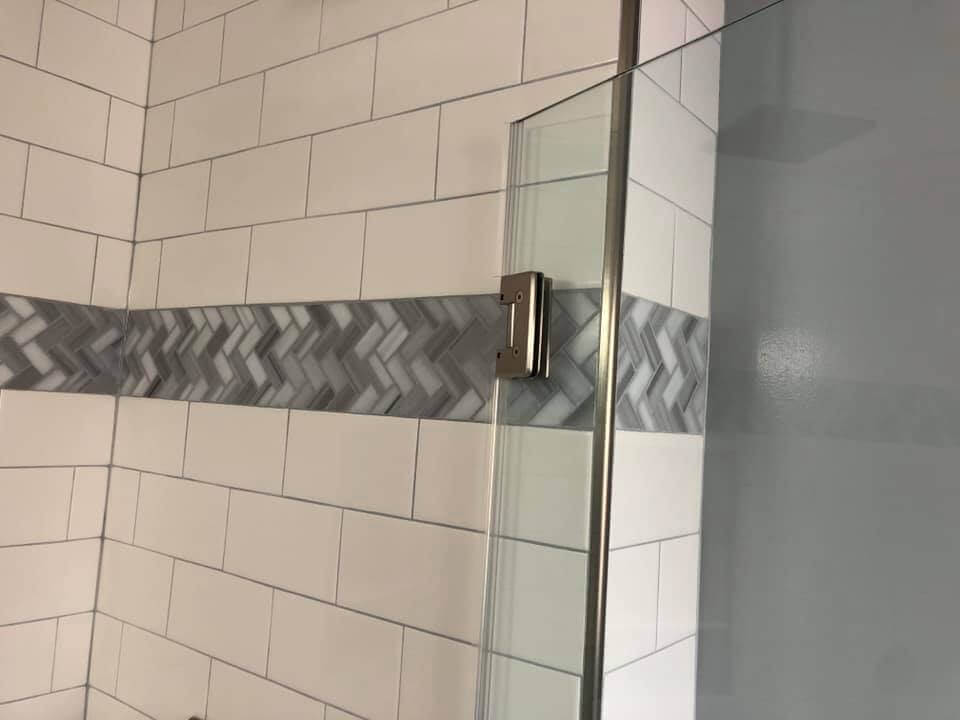 Custom Mosaic Tile in Shower